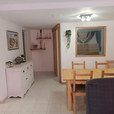 Chateaudouble : Appartement Au Calme ภายนอก รูปภาพ
